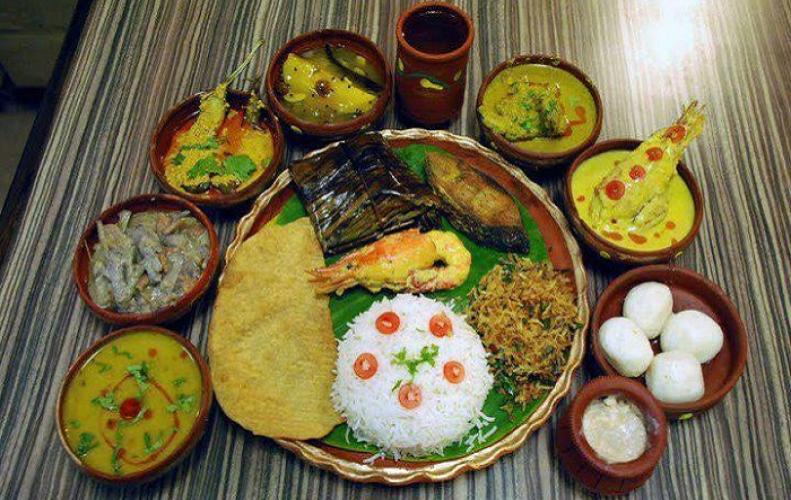 Mouth Watering West Bengal Food Items 